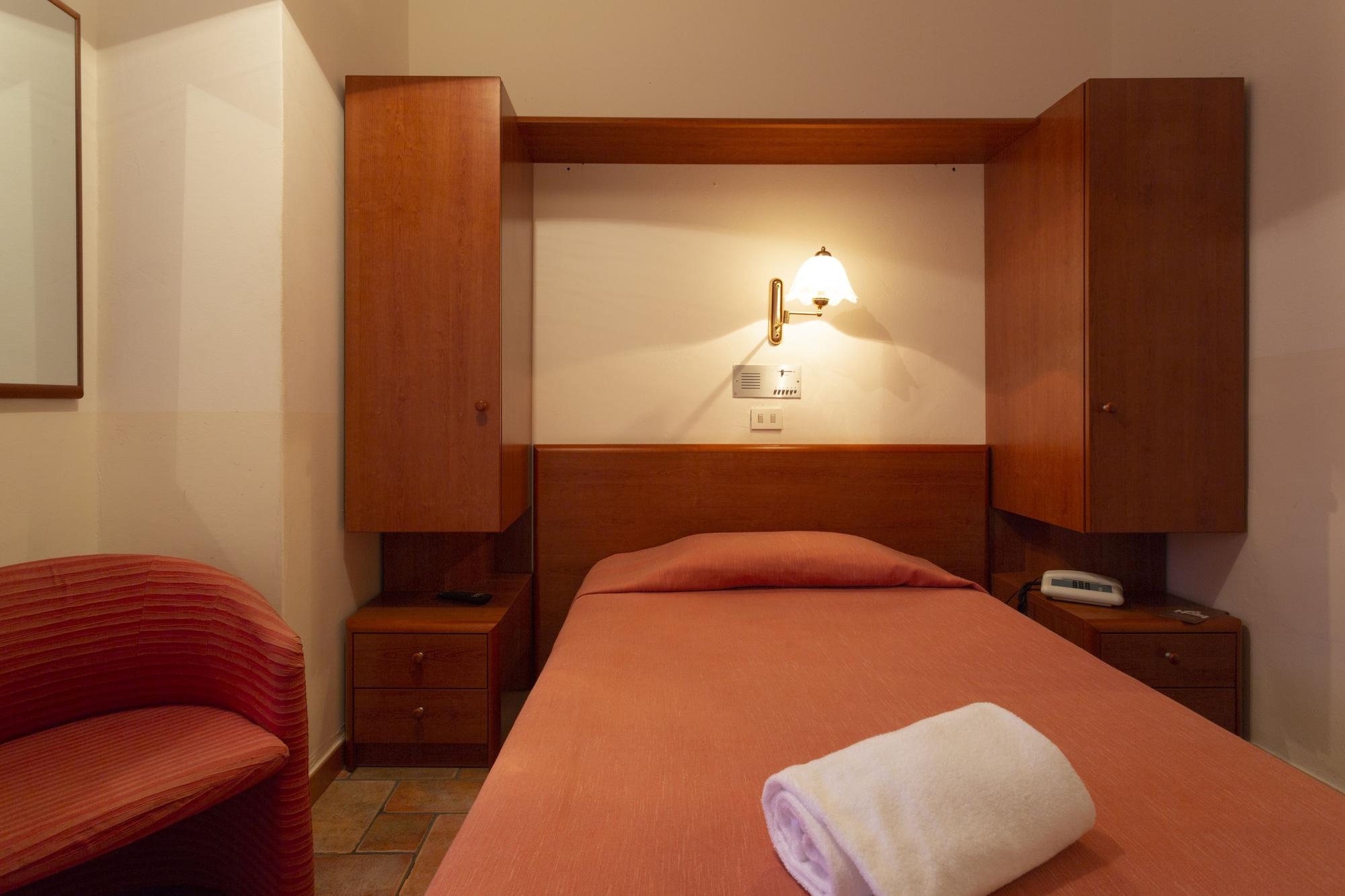 Hotel Sole Castello (Adults Only) Taormina Bagian luar foto