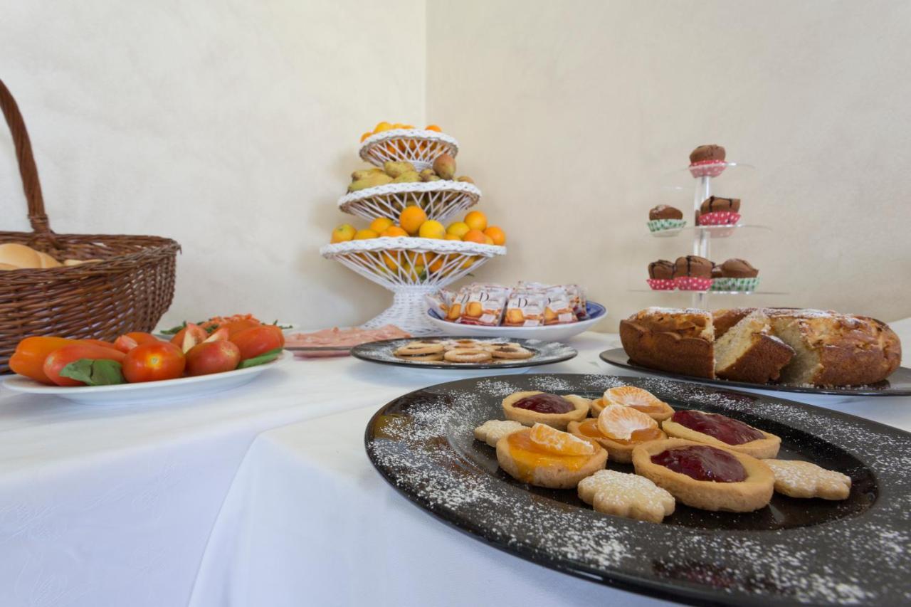 Hotel Sole Castello (Adults Only) Taormina Bagian luar foto
