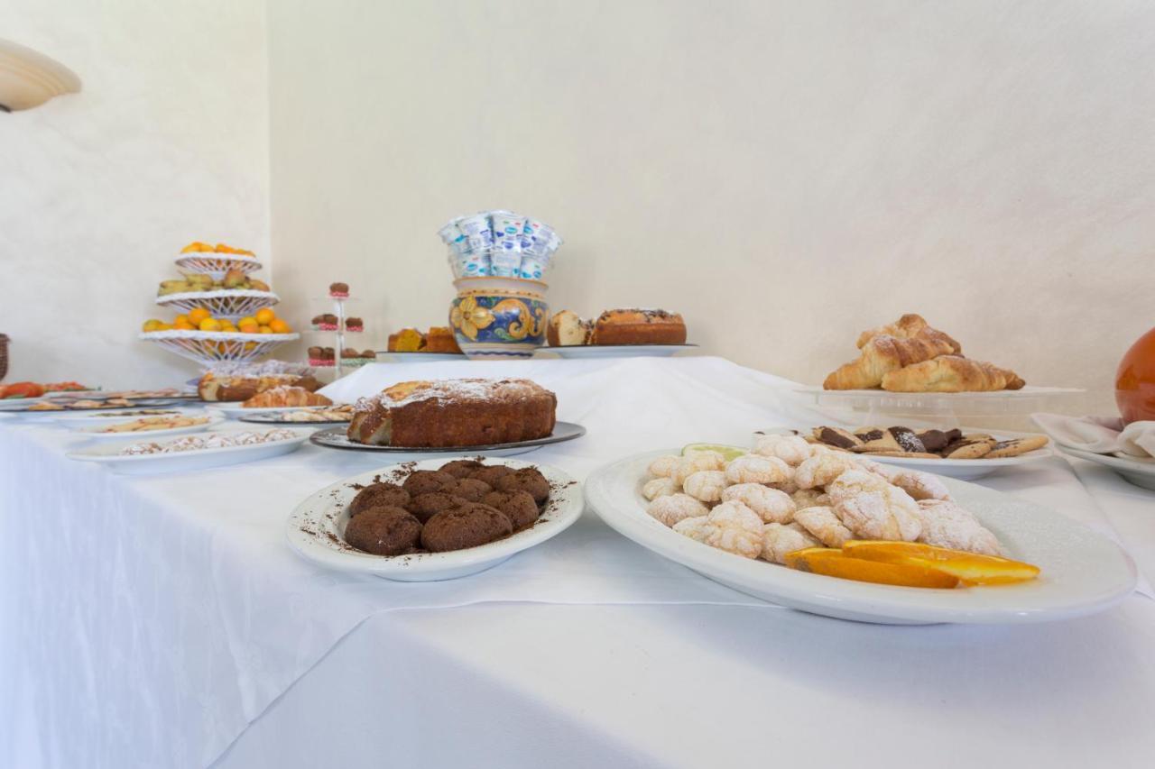 Hotel Sole Castello (Adults Only) Taormina Bagian luar foto