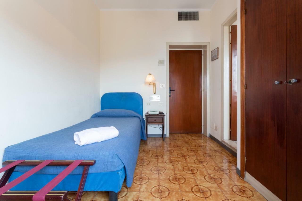 Hotel Sole Castello (Adults Only) Taormina Bagian luar foto